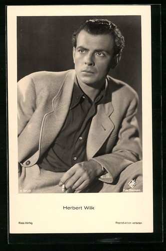 Acteur herbert wilk regardant - wilk,